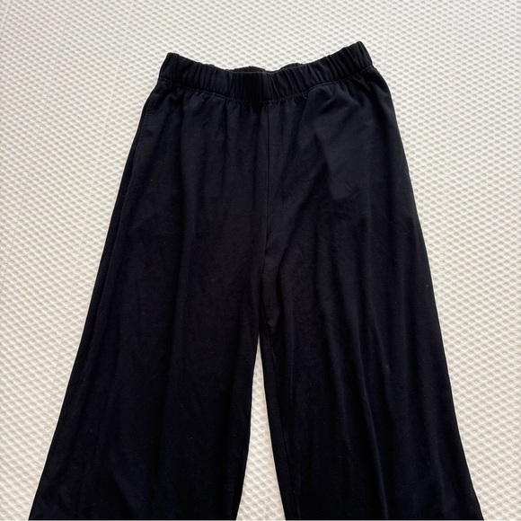 Cozy Earth Brushed Bamboo Wide Leg Pull-On Pant black
Size S - Picture 10 of 10